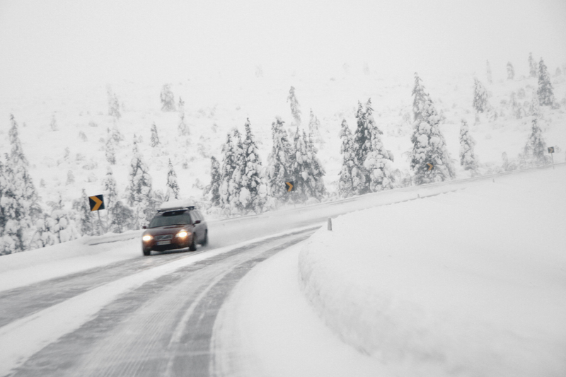 Illustration for article titled Flat Out At White Hell, The Northernmost Car Testing Center In The World